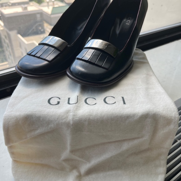 Gucci heels - never worn! - Picture 7 of 7